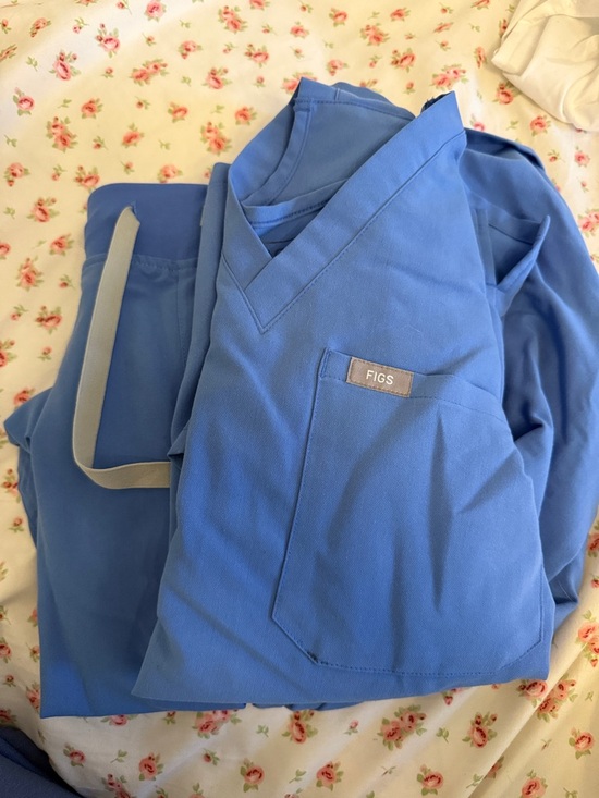 Figs Other - Figs Ceil Blue XS Catarina Top and Zamora Joggers